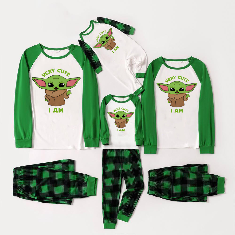 Christmas Baby Yoda Pattern and "I Am Very Cute" Letter Print Family Matching Raglan Long-sleeve Pajamas Sets