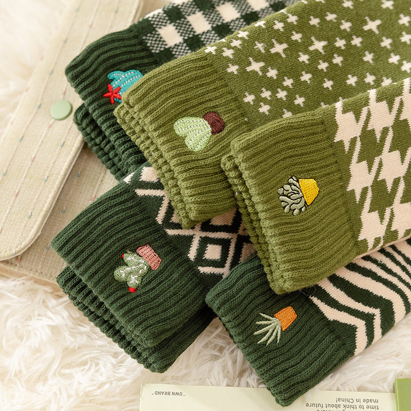 Christmas Green Plush Cotton Thick Embroidery Terry Sports Socks