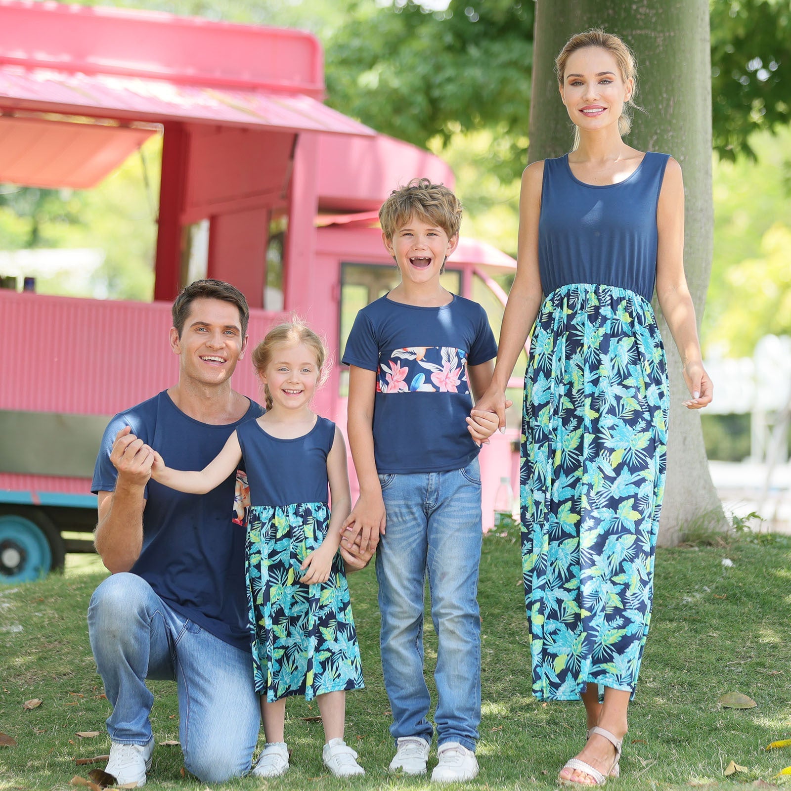 Family Matching Floral Print Dresses & T-shirts Sets