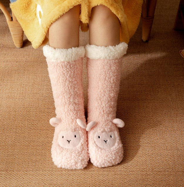 Home Floor Cute Socks Sleep Socks Christmas Snow Socks Coral Velvet Slippers Carpet Socks