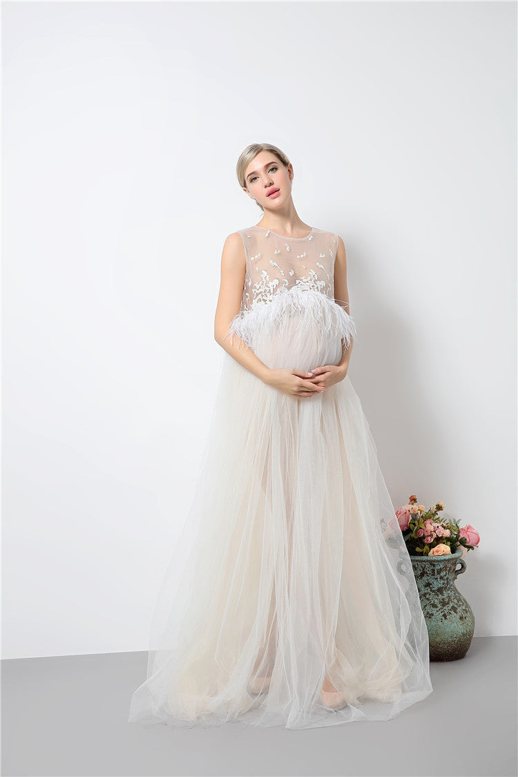 Petal See-through Top with Feather-edged Slip Front Maternity Dress for Photoshoot
